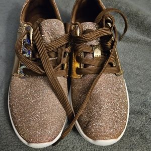 Womens running shoes